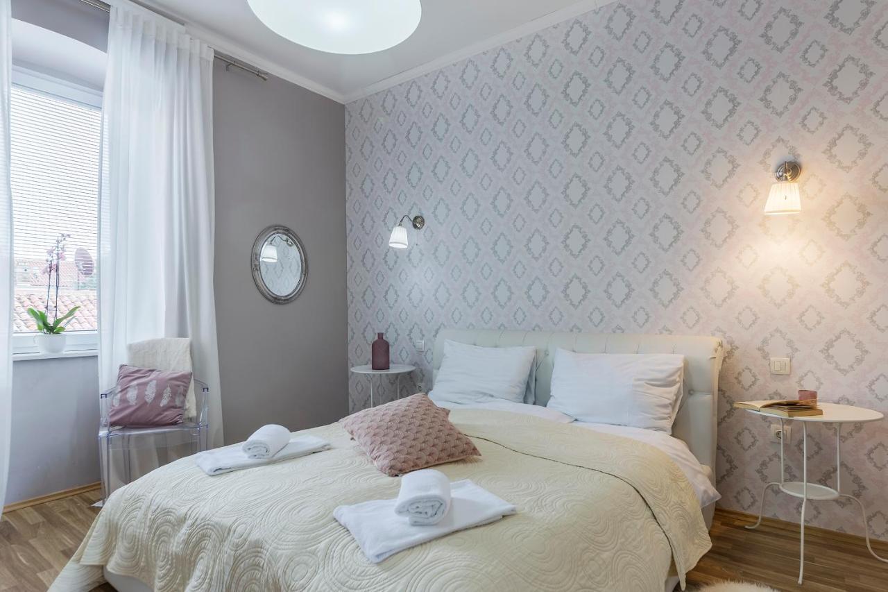 Captain Emo City Apartments Pula Luaran gambar